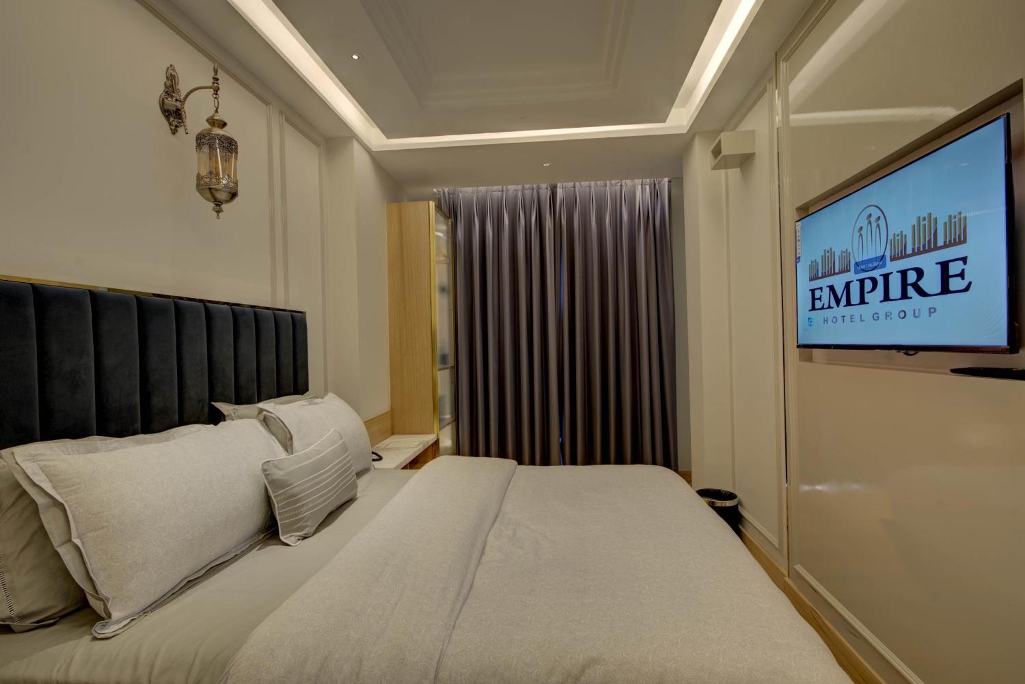 Empire Platinum Suites Nueva Delhi Exterior foto