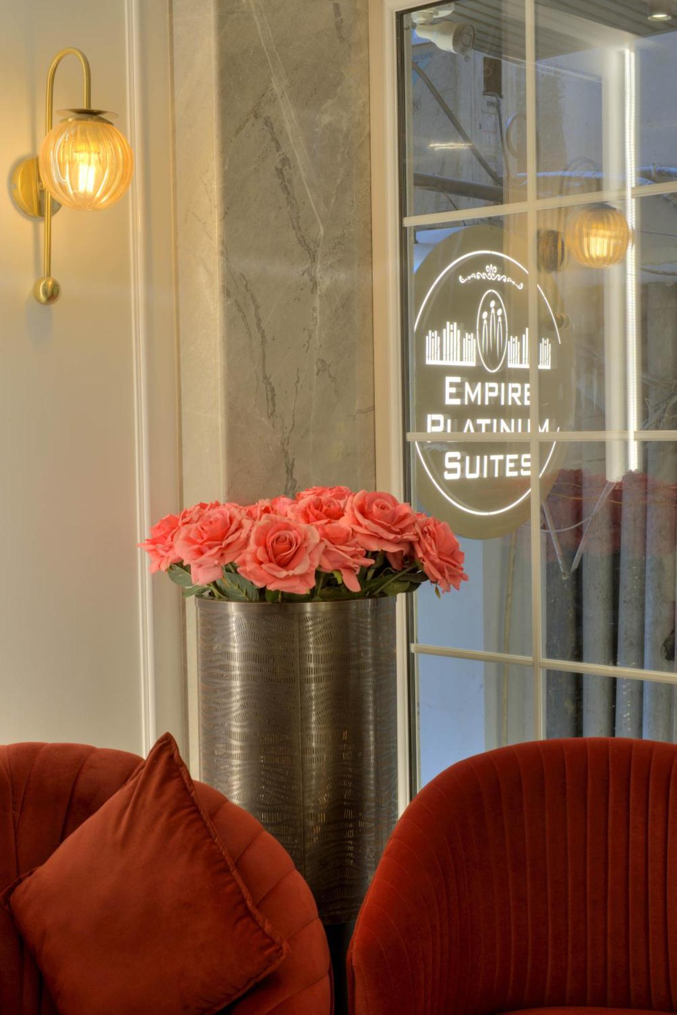 Empire Platinum Suites Nueva Delhi Exterior foto
