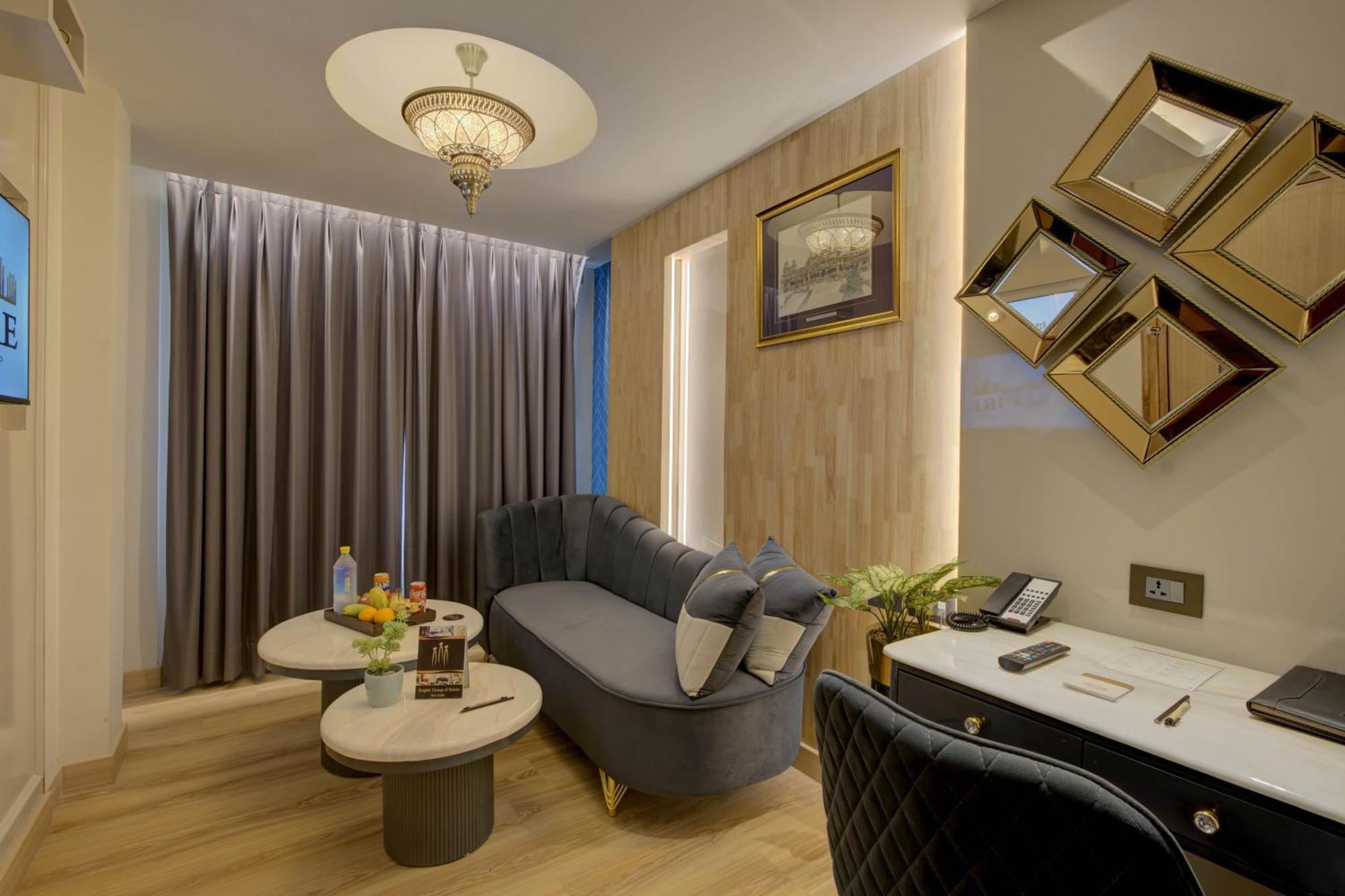 Empire Platinum Suites Nueva Delhi Exterior foto