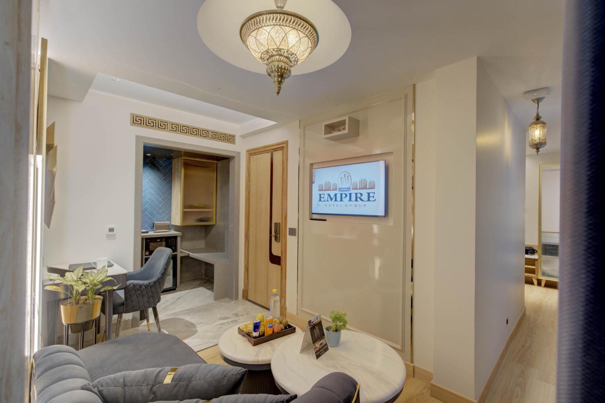Empire Platinum Suites Nueva Delhi Exterior foto